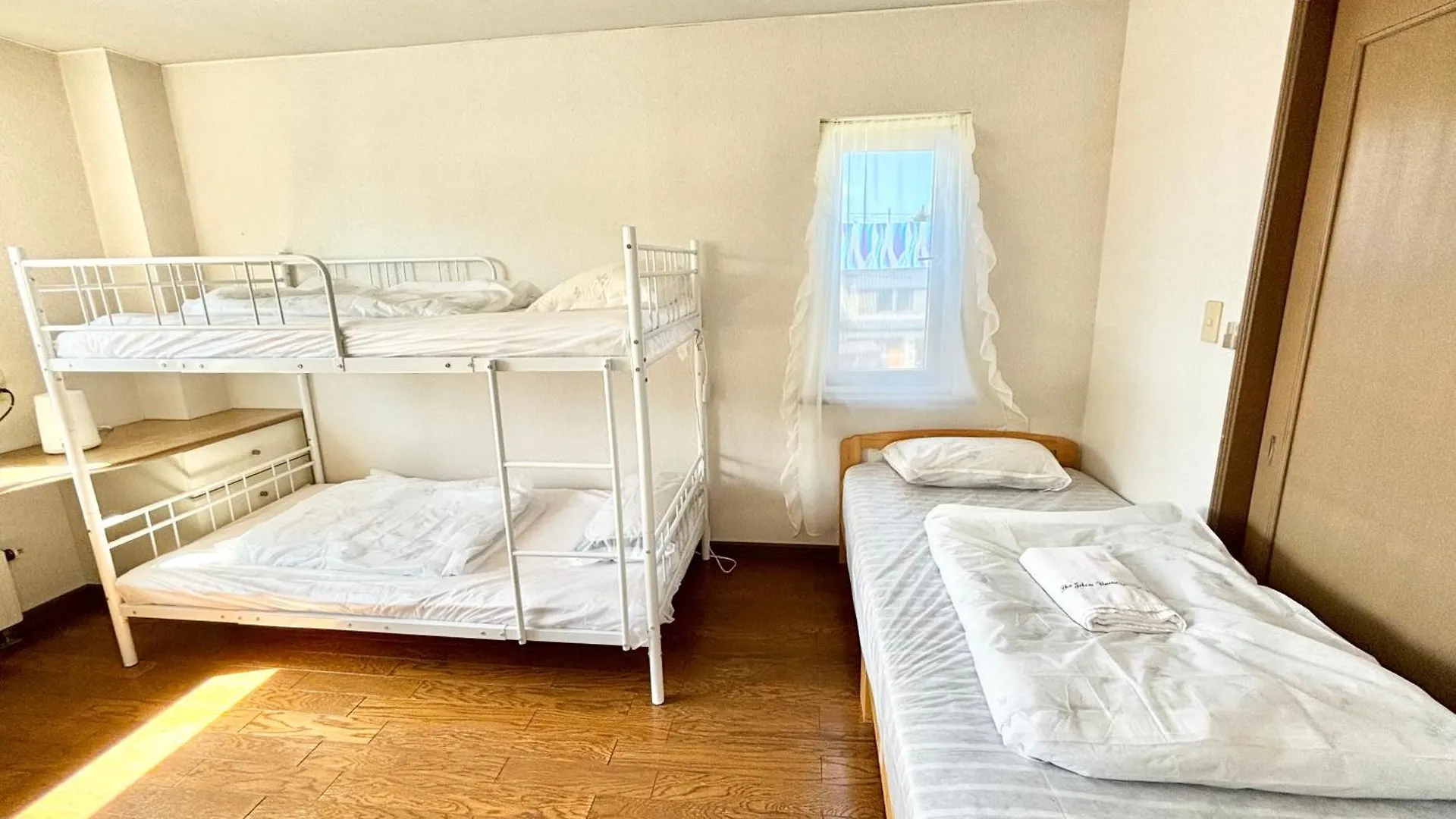 Sharedhouse Shinrinkei: Free Parking & Aso Station Shuttle Apartment Sapporo 0*,  Japan